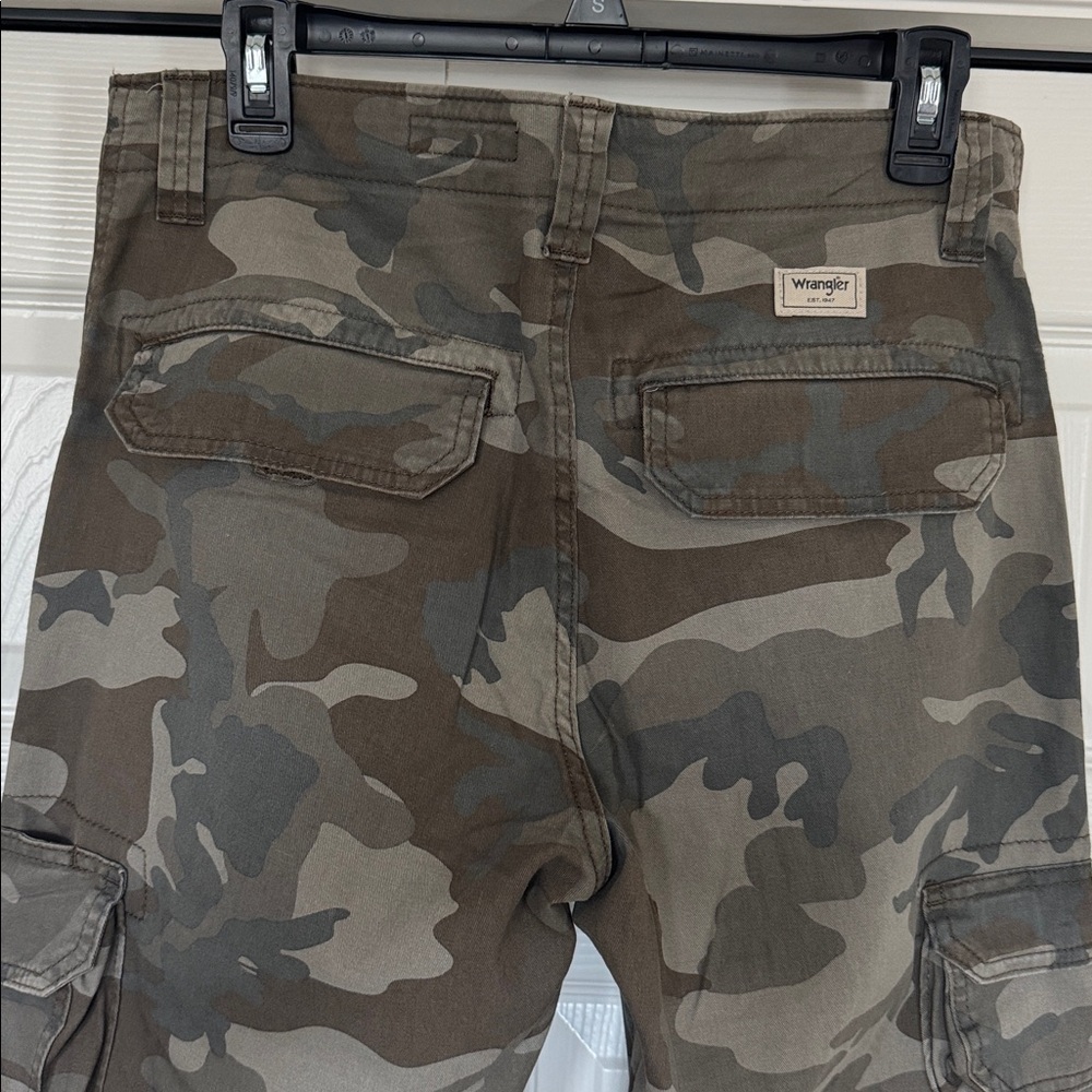 Wrangler Camo Cargo Pants Mens NWT - Picture 10 of 10